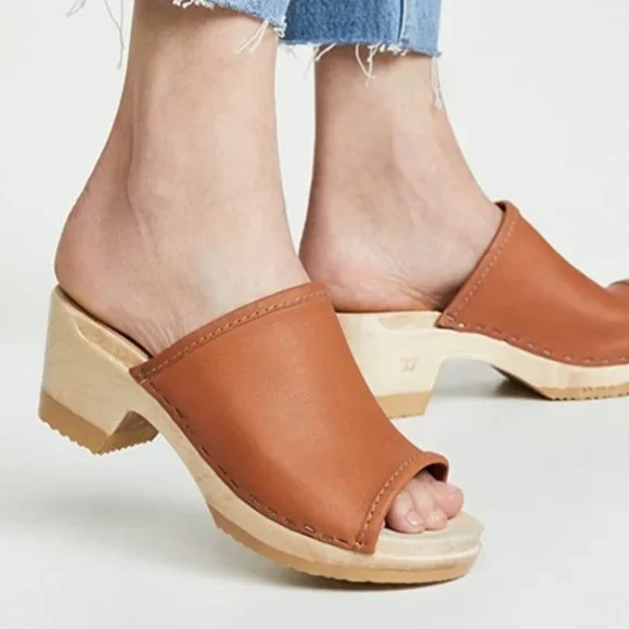 NO. 6 STORE DARIA CLOG ON MID HEEL IN PALOMINO - Picture 1 of 9
